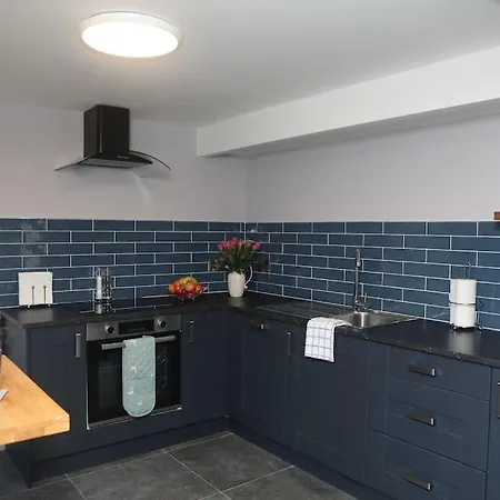 Ballina 4 Bed Townhouse Tatil Evi *